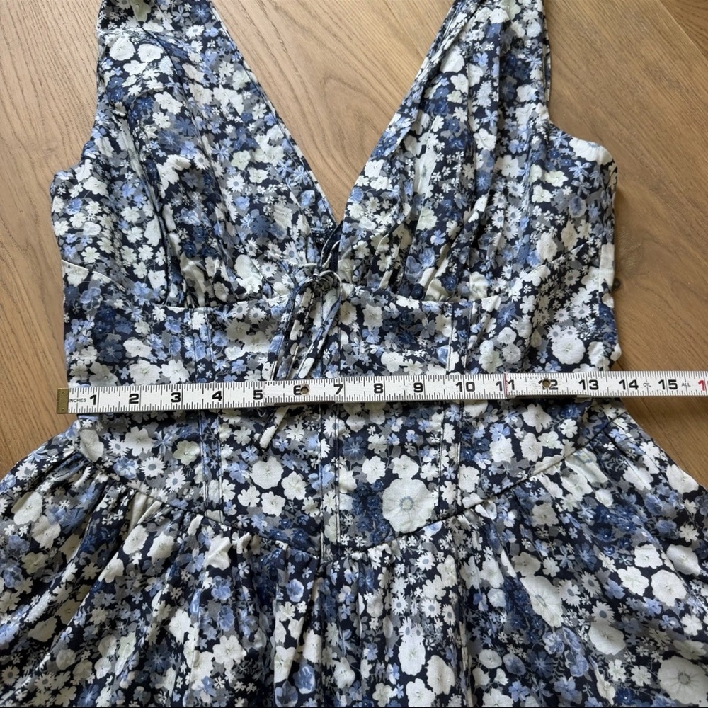 Dress Forum Los Angeles Women’s Blue Floral Mini Fit & Flare Dress – Size Medium - Picture 11 of 13